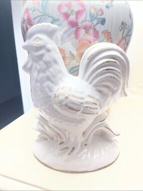 Vintage Ceramic Rooster Figurine - Decorative Home Accent from the 1970’s